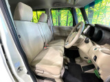運転席シート廻りは使用感も少なく、良好な状態となっています。丁寧に使われていたことがよくわかりますね。