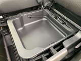 室内は弊社の厳しい基準でしっかりとクリーニングを行っております。お使いになるお客様の気持ちになってすみずみまで綺麗にいたします。