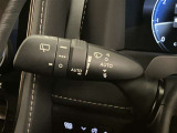 ハンドルから手を放さずに操作できるので安全運転に繋がりますね。