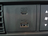 ナビ連動USB・充電USB