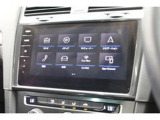 【純正SSDナビ&rdquo;Discover Pro&rdquo;】地デジTV、CDDVD,AMFM、ワイドFM対応、Bluetoohオーディオ、ハンズフリーフォンなどの機能付き。