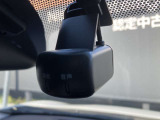 ドライブレコーダーは運転時はもちろんのこと、駐車場内でエンジンを切っている時でも当たった振動を元に電源が自動で入るので当て逃げ防止にもなります。
