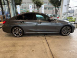 BMW正規ディーラー BMW Premium Selection調布の認定中古車です。厳しい基準をクリアした高品質車両のみ販売。BMW認定中古車保証付き(最長4年・距離無制限)、全国納車対応可能です。