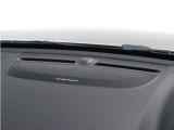 【harman/kardon】世界のオーディオファン垂涎のプレミアムサウンドシステムを搭載。原音に近い音場空間を忠実に再現。乗る人すべてに最良の音響体験を提供します。