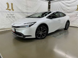 広々とした車内空間に優れた燃費性能。更にデザインも上質で人気のお車です!