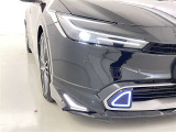 フォグランプ装着車です。暗い夜道の車両前方を明るく照らします