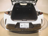 【AC100V電源付き!荷室(トランク・ラゲッジスペース)】普段のお買い物に十分なスペースがあります。後部座席を倒すことで更に大きな荷物も運べるようになります。