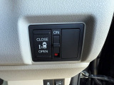 運転席から片側電動スライドドアの開閉をしていただけます♪お子様のお迎えや雨の日の乗り降りなどもスムーズにしていただけます☆