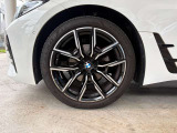 BMW正規ディーラー BMW Premium Selection調布の認定中古車です。厳しい基準をクリアした高品質車両のみ販売。BMW認定中古車保証付き(最長4年・距離無制限)、全国納車対応可能です。