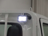 暗い所での作業もお任せください。荷台に作業灯が付いています。