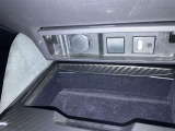 スマートフォンやお手持ちの機器のバッテリー残量が少なくなっても、運転中に充電ができるので安心ですね!
