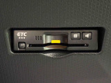 有料道路の料金所を徐行しながらノンストップで通過出来るETC、便利なアイテムです。