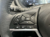 ステアリングスイッチ搭載!ハンドルひとつで手を離さなくても運転中視線をそらさなくても操作が出来て便利です♪