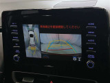 駐車が苦手な方でも安心のバックガイドモニター搭載。 後方の映像をクリアに表示し、ガイドラインで車庫入れや縦列駐車をしっかりサポート。毎日の運転がぐっとラクになります。
