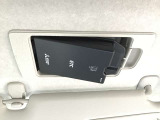 ETCが装着されています。再セットアップ後高速道路の料金所をノンストップで通過できて大変便利です。