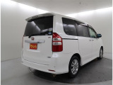 私共のお車は全て、ご納車前にトヨタの整備工場でプロの整備士が点検又は車検整備を行いお渡し致します、安心してお乗りください。