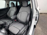 こちらのお車はMINI NEXT鶴ヶ島に展示中です。☆お問合せをお待ちしてます!