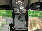 エンジンオイル、オイルエレメント、ワイパーゴム交換。その他バッテリーやベルト類など点検の上、必要な場合には交換してお渡します。