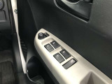 運転席からの操作で空気の入れ替えができて快適な室内空間へ☆