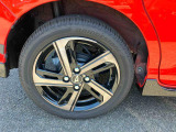 納車前にはプロのメカニックが点検、整備を行いますので安心してお乗り頂けます!!