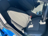 【ご納車前点検】BMW認定中古車は100項目の箇所を徹底的にチェック致します。機械的な箇所や電気系、コンピューターなどをご納車前に点検し、交換基準に達した部品は全て新品に修理返品した後にご納車致します。