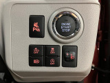 電子カードキーを携帯しているだけでエンジンの始動ができるプッシュボタンスタートを装備しています☆