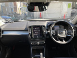 XC40 T4 モメンタム 