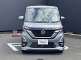 ヘッドライトは明るいLEDタイプです