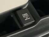 ソケット類も充実☆対応のケーブルがあれば車内でスマホなどの充電が可能です☆
