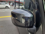 デザイン性だけでなく、ドライバーの巻き込み防止など安全運転をサポート致します!周囲からの視認性にも優れていて安心です!