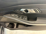 BMW正規ディーラー BMW Premium Selection調布の認定中古車です。厳しい基準をクリアした高品質車両のみ販売。BMW認定中古車保証付き(最長4年・距離無制限)、全国納車対応可能です。