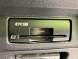 ETC車載器を搭載で、高速道路の料金所をスムーズに通過。スマートインターチェンジにも対応しています。