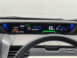 【メーターまわり】ドライバーから見やすい位置にあって安全運転に寄与します。マルチインフォメーションディスプレイでは、クルマに関する情報の確認はもちろん、各種安全機能・装備のON/OFFも設定可能。