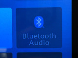 ●Bluetooth:お手持ちのスマートフォンなどと接続し、ハンズフリー通話や臨場感溢れるミュージック再生をお楽しみいただけます。無線接続ですので煩わしさもありません♪