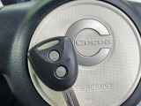 【キーレス】少し離れた場所からでもボタン一つでドアの開錠・施錠ができるのでとっても便利!ドアの鍵穴周りに傷をつけることもありません♪