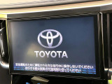 【大画面ナビ】人気の大型10インチナビを装備。存在感のある大画面はインパクト大!ナビ利用時のマップ表示は見やすく、テレビやDVDは臨場感がアップ!いつものドライブがグッと楽しくなります♪