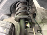 お車を安心してお乗りいただく為には、足回りの定期点検が欠かせません。サービスサポート(有償保証)では無料点検もご提供しており、安心のカーライフをお過ごしいただけるサポート体制が整っています。
