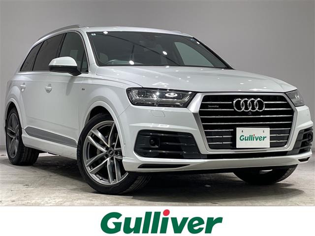 アウディ Q7 