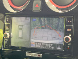 【アラウンドビューモニター】専用のカメラにより、上から見下ろしたような視点で360度クルマの周囲を確認することができます☆死角部分も確認しやすく、狭い場所での切り返しや駐車もスムーズに行えます。
