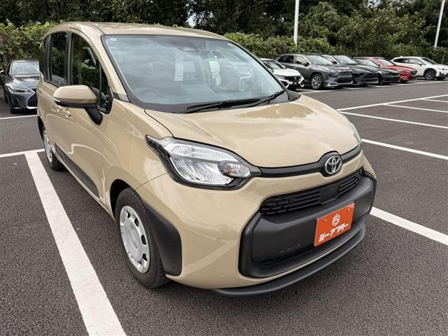 シエンタ ハイブリッド 1.5 G 禁煙車 純正8インチディスプレイオーディオ