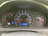 視認性の高いメーター類が、運転に必要な情報を的確に伝えます。運転に集中できる、シンプルなデザインです。