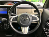 【純正革巻きステアリング】上質な革を使用することで、手にしっかり馴染みとても運転しやすいハンドルです♪