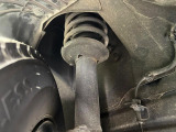 お車を安心してお乗りいただく為には、足回りの定期点検が欠かせません。サービスサポート(有償保証)では無料点検もご提供しており、安心のカーライフをお過ごしいただけるサポート体制が整っています。