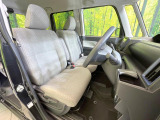 運転席シート廻りは使用感も少なく、良好な状態となっています。丁寧に使われていたことがよくわかりますね。