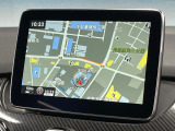 ●純正ナビ:一体感のあるナビは、高級感ある車内を演出してくれます。オーディオ機能も充実しておりますので、運転もより楽しめます♪