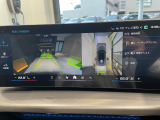 トップビューカメラ前後クリアランスソナー付なので、駐車が苦手な方でも安心です。ガイドの表示・非表示も切り替え可能です