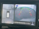 【アラウンドビューモニター】専用のカメラにより、上から見下ろしたような視点で360度クルマの周囲を確認することができます☆死角部分も確認しやすく、狭い場所での切り返しや駐車もスムーズに行えます。