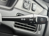 【オートライト(AUTO)】外の明るさをシステムが感知して、自動でヘッドライトが点灯します!ヘッドライトをつけ忘れを防ぐ便利機能です。