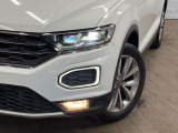 ●LEDヘッドライト:夜間走行時も良好な視界を確保し安心して運転できる高輝度LEDヘッドライトを装備!点灯速度が早く、消費電力も抑えられています。