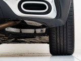 車体を後方から見た際の【右後輪】です。溝の残量やキズの有無など、より状態を詳しくお知りになりたい場合はスタッフまでお尋ね下さいませ。